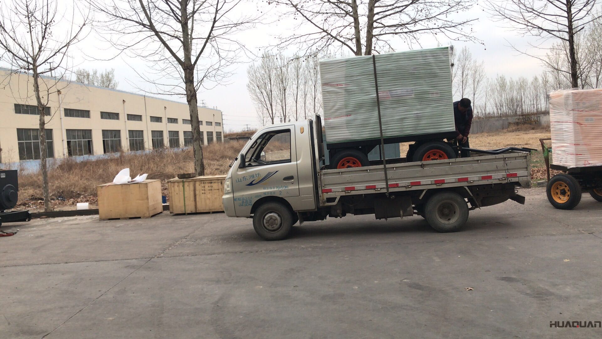 一臺50kw標配柴油發電機組于8月13日成功發往山東