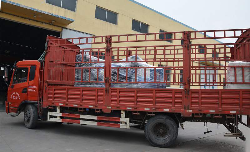 天氣陰沉，張先生從華全動(dòng)力采購(gòu)的500kw靜音型發(fā)電機(jī)組于3月4日發(fā)往山東省