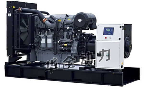 3月26日，馬先生訂購的含棚移動拖車發(fā)電機組從華全動力發(fā)往山東省